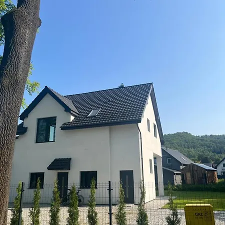 Apartamenty Pod Jaworami Jelenia Gora Exterior photo